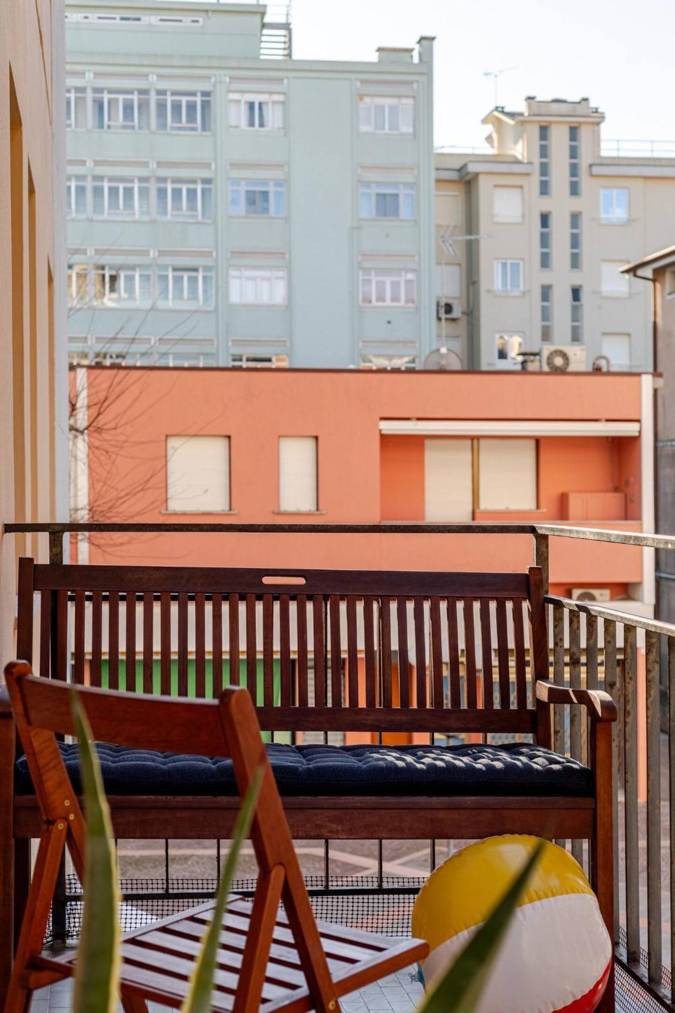 Sunny Home, Appartamento In Centro E Vicino Alla Spiaggia غرادو المظهر الخارجي الصورة