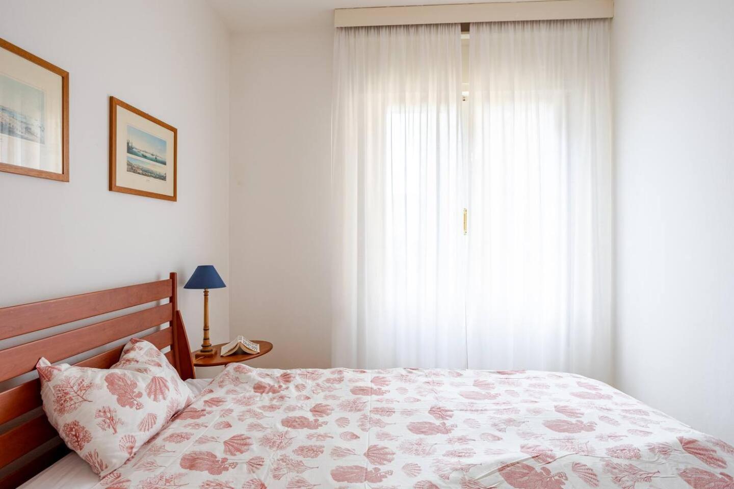 Sunny Home, Appartamento In Centro E Vicino Alla Spiaggia غرادو المظهر الخارجي الصورة